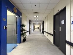 Macpherson MRT (D14), Factory #585367151
